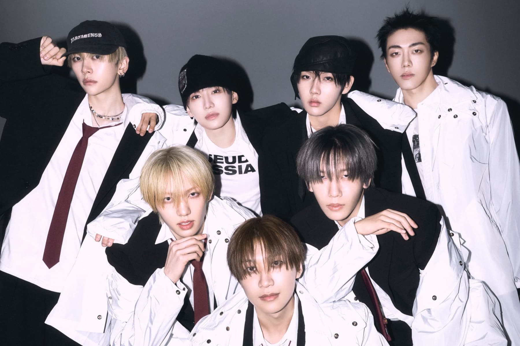 MODYSSEY vende 302 mil cópias na estreia e já é 2º maior debut de 2026