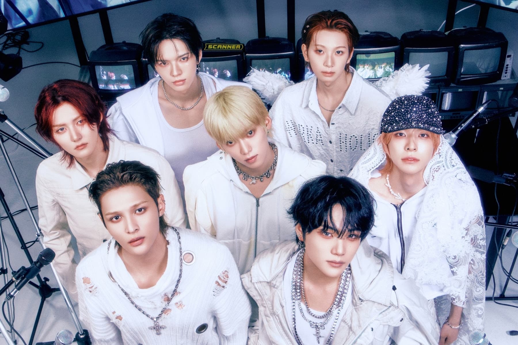 AMPERS&ONE vai quebrar tudo em abril com novo comeback 'DEFINITION'