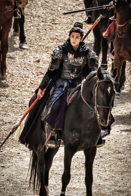 Dylan Wang surge como General em novo dorama histórico que promete conquistar o público