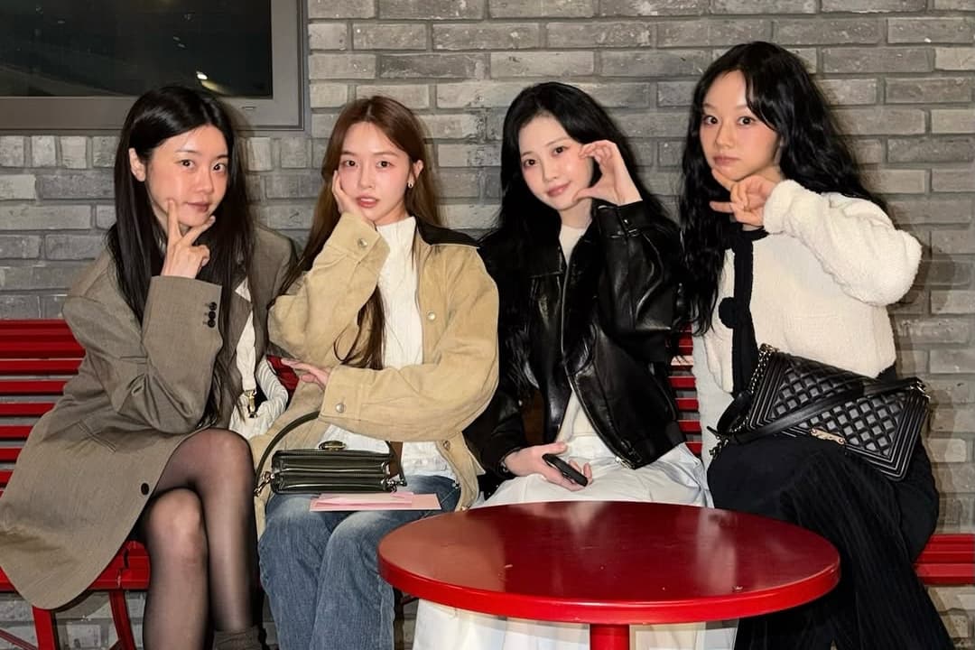 Minah do Girl's Day derrete corações com reencontro do grupo completo