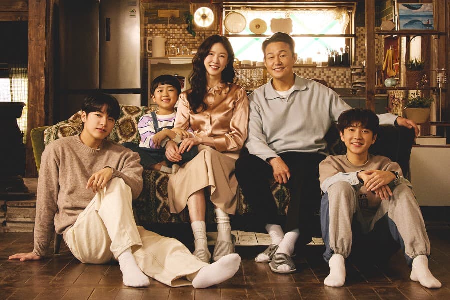 Novo dorama 'Cabbage Your Life' estreia com audiência promissora na KBS